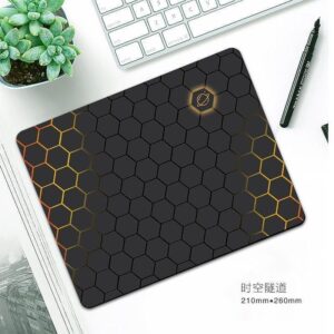 Hexagonal gaming mousepad
